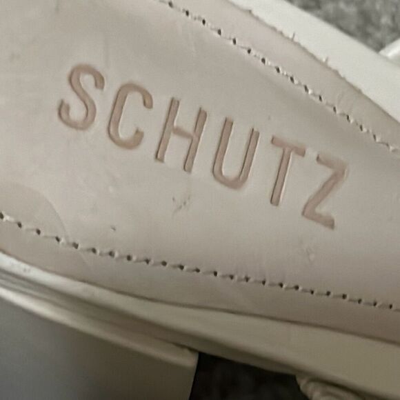 Schutz Women's 11 Block Heel Leather Strappy Slip On Sandals Ivory Cream New - Picture 9 of 9